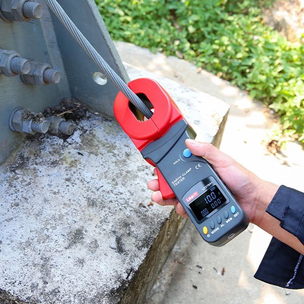 UNI-T αμπεροτσιμπίδα/μετρητής γείωσης UT278A+, έως 1200Ω, 20A - Image 2