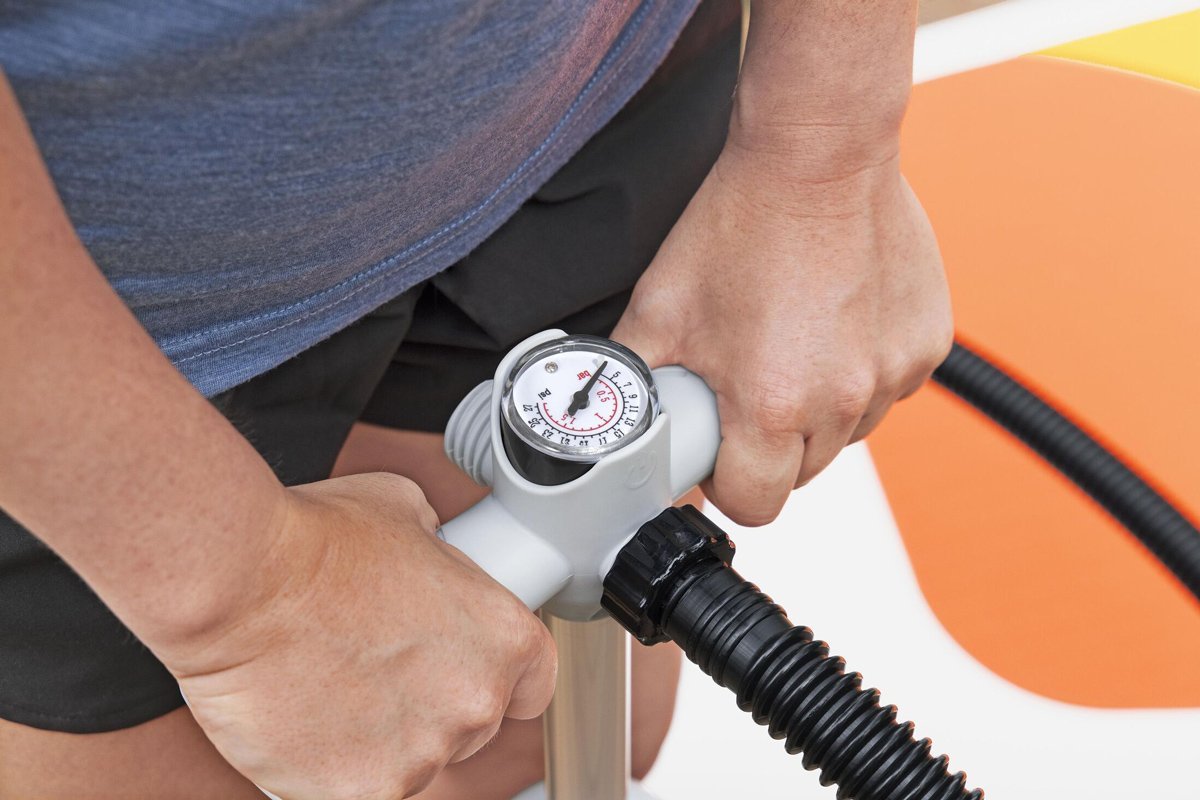 BESTWAY τρόμπα χειρός με μανόμετρο, 1.8/3.45lt, 7/23PSI, μαύρη - Image 2